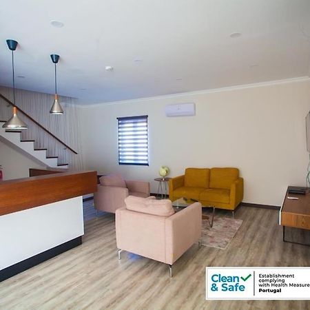 D. Irene Hostel Lajes Extérieur photo